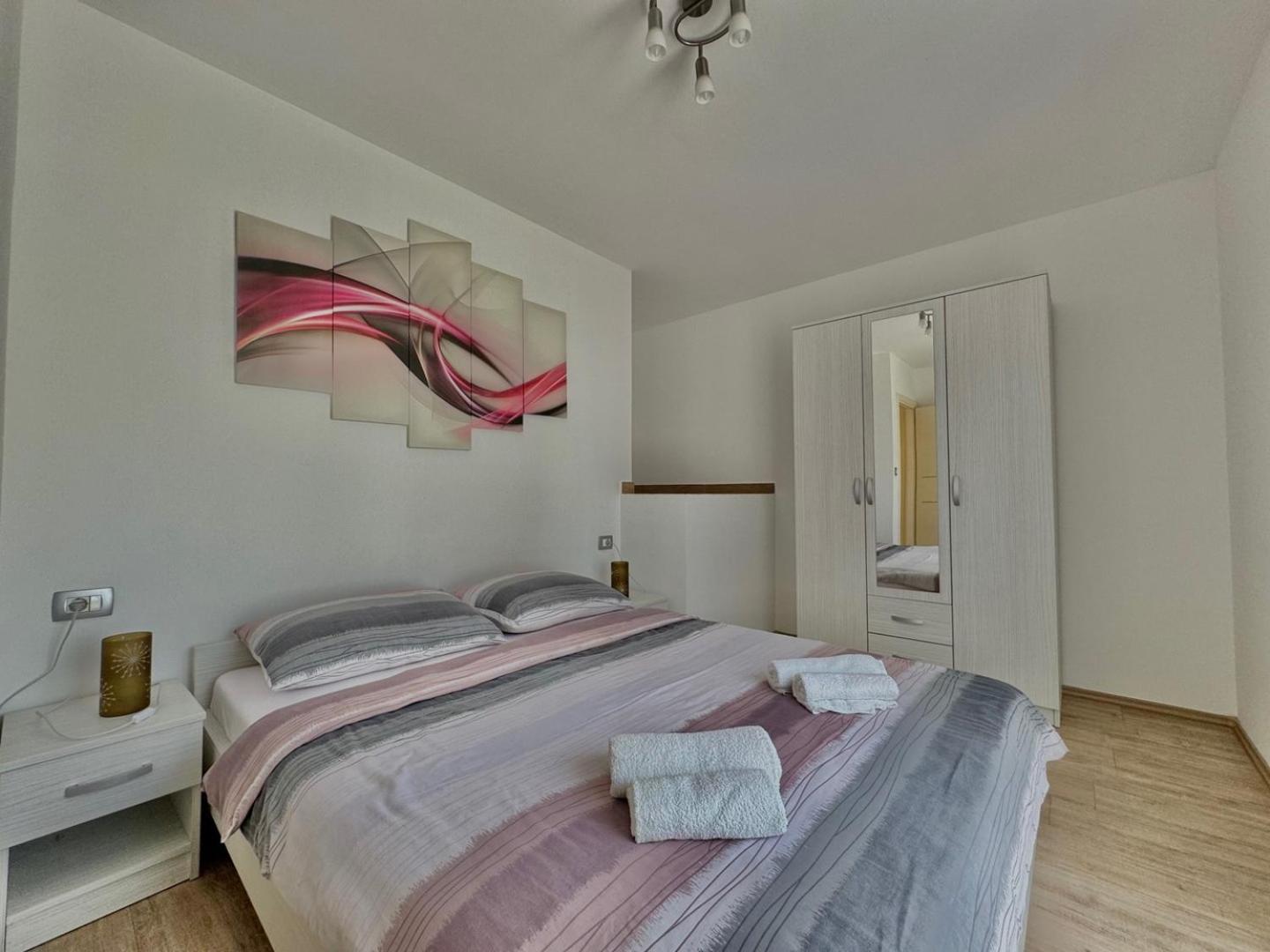 Cozy Apartment Rosmarin With A Sea View 克尔克 外观 照片