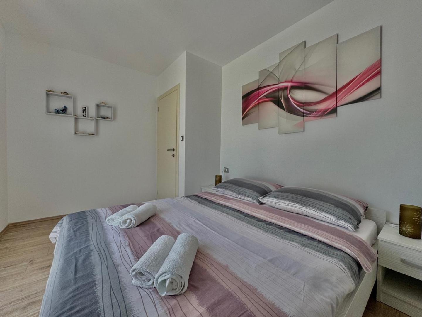 Cozy Apartment Rosmarin With A Sea View 克尔克 外观 照片